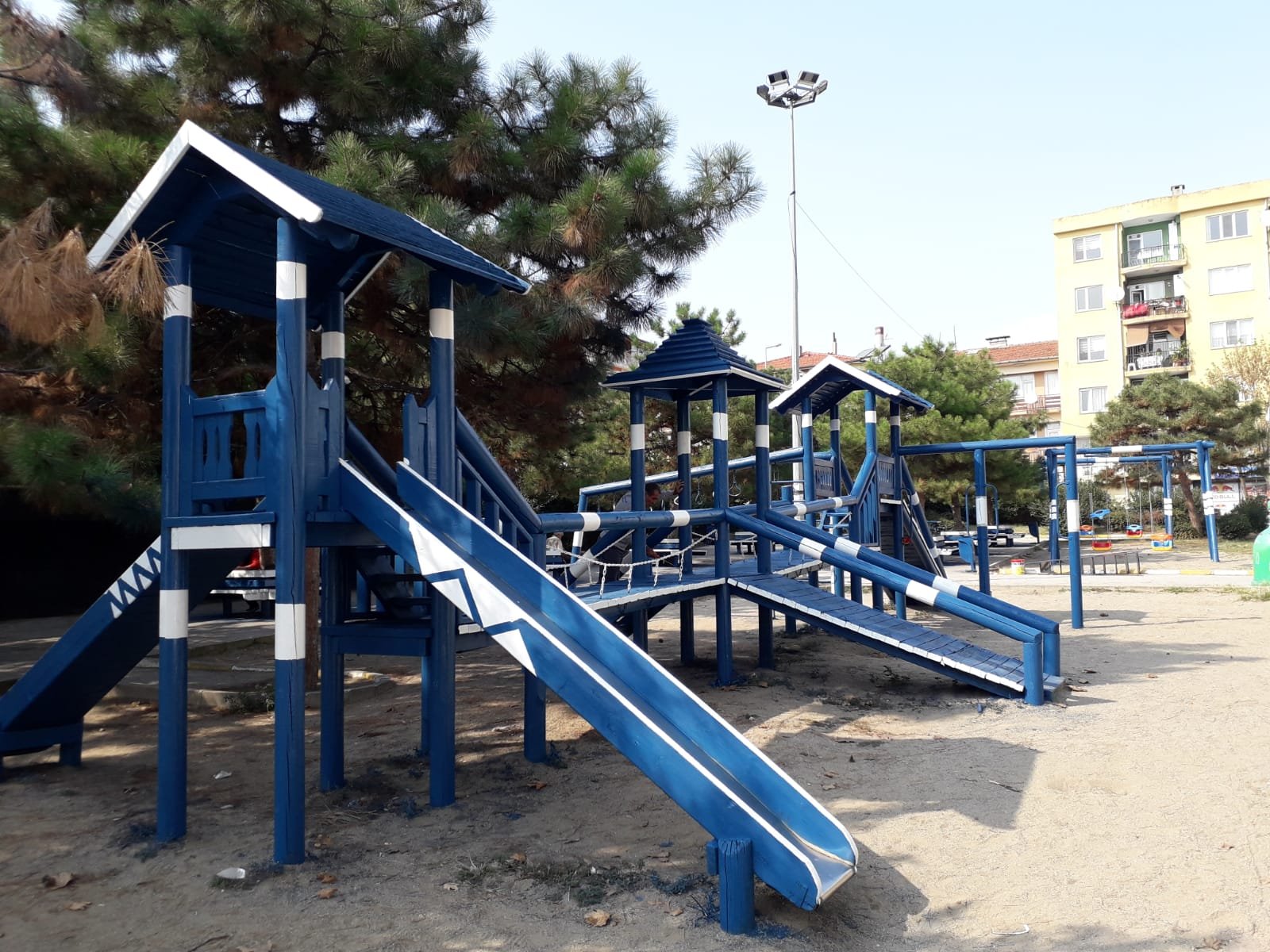 Darıca’da 106 parkta yenileme çalışması