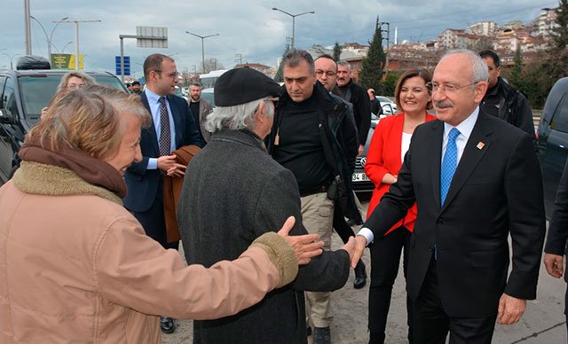 Kılıçdaroğlu kardeşleri için izmit'e geldi