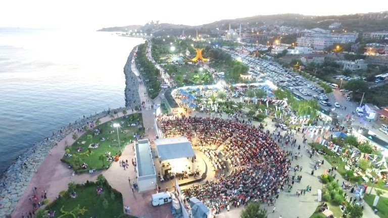 Darıca'da yaşayanların yaş ortalaması; 30,8