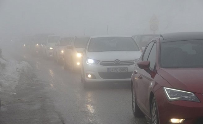 Kartepe yolunda 3 kilometrelik araç kuyruğu