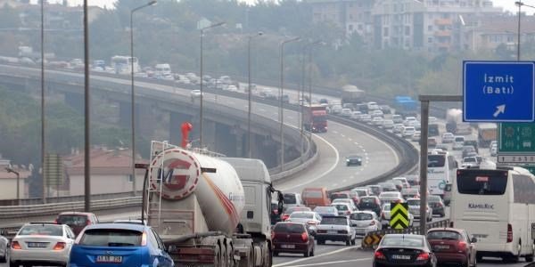 Kocaeli'ye araç girişi ve çıkışı yasaklandı