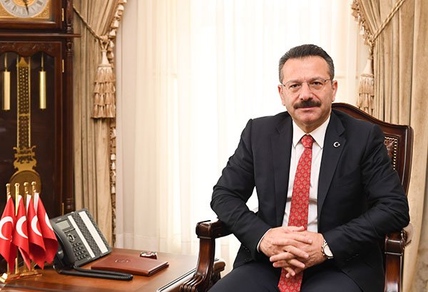 Vali Aksoy'dan Avukatlar Günü mesajı