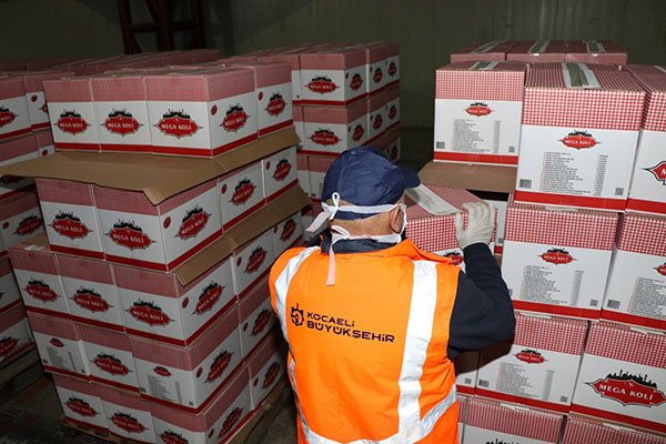 Bugün 3 bin gıda paketi ihtiyaç sahiplerine ulaştırılıyor