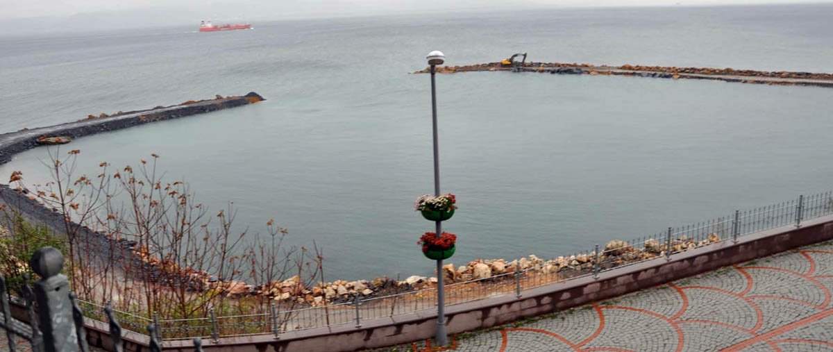 Darıcalı balıkçılar, barınağı sabırsızlıkla bekliyor