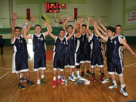 Liseler basketbolda eleme turları devam ediyor