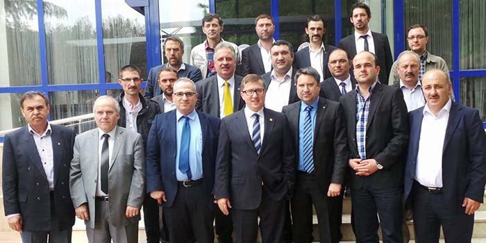 ''Oylarımızı pazarlayanlar affedilemez''