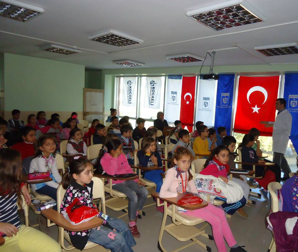 Darıca Bilgi Evi'nde Aşure kardeşliği