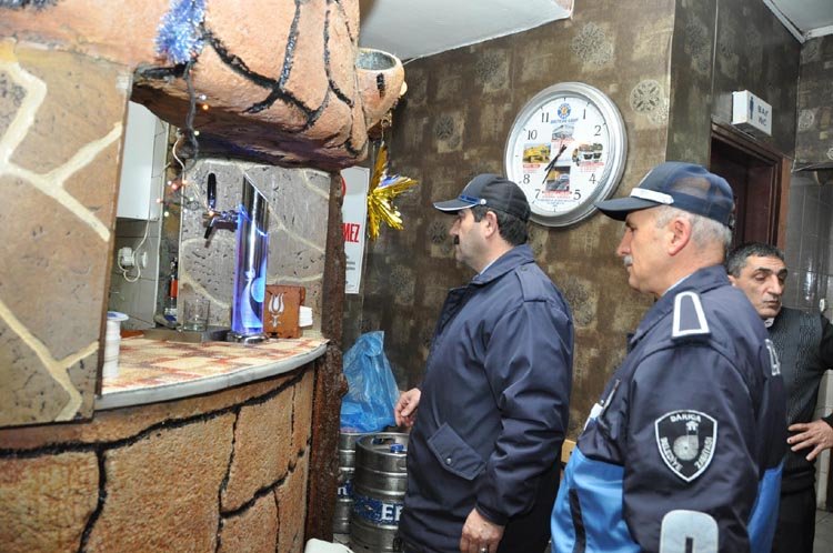 YILBAŞI GECESİ DENETİMLERİNİ SÜRDÜRDÜLER