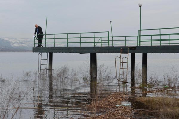  Sapanca Gölü'nde su seviyesi 1 metre yükseldi