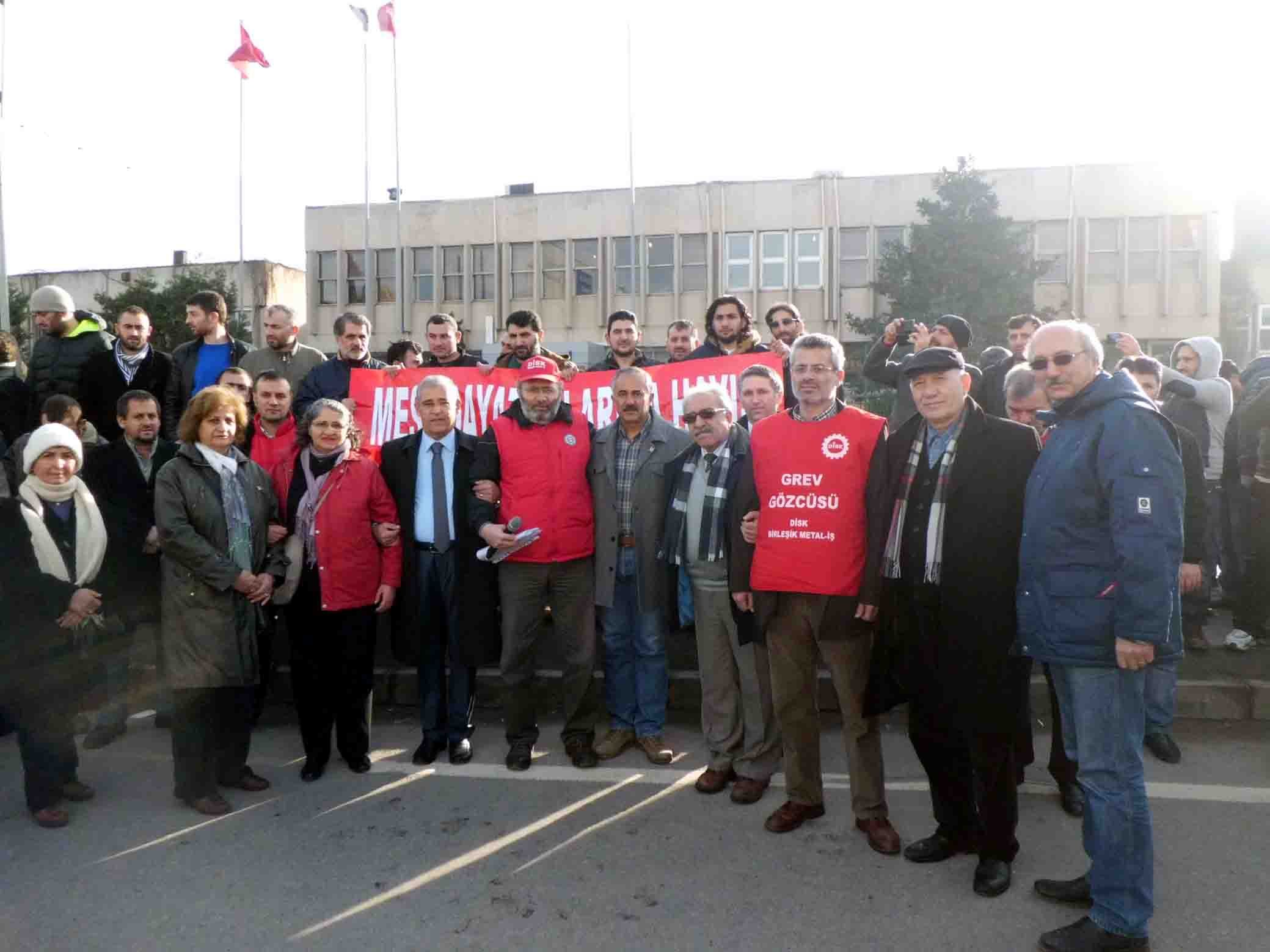 CHP Darıca'dan greve destek