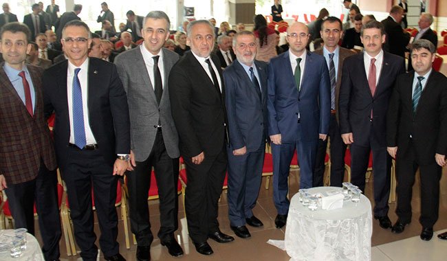 AK Parti'de sandıklar Ankara'da açılacak