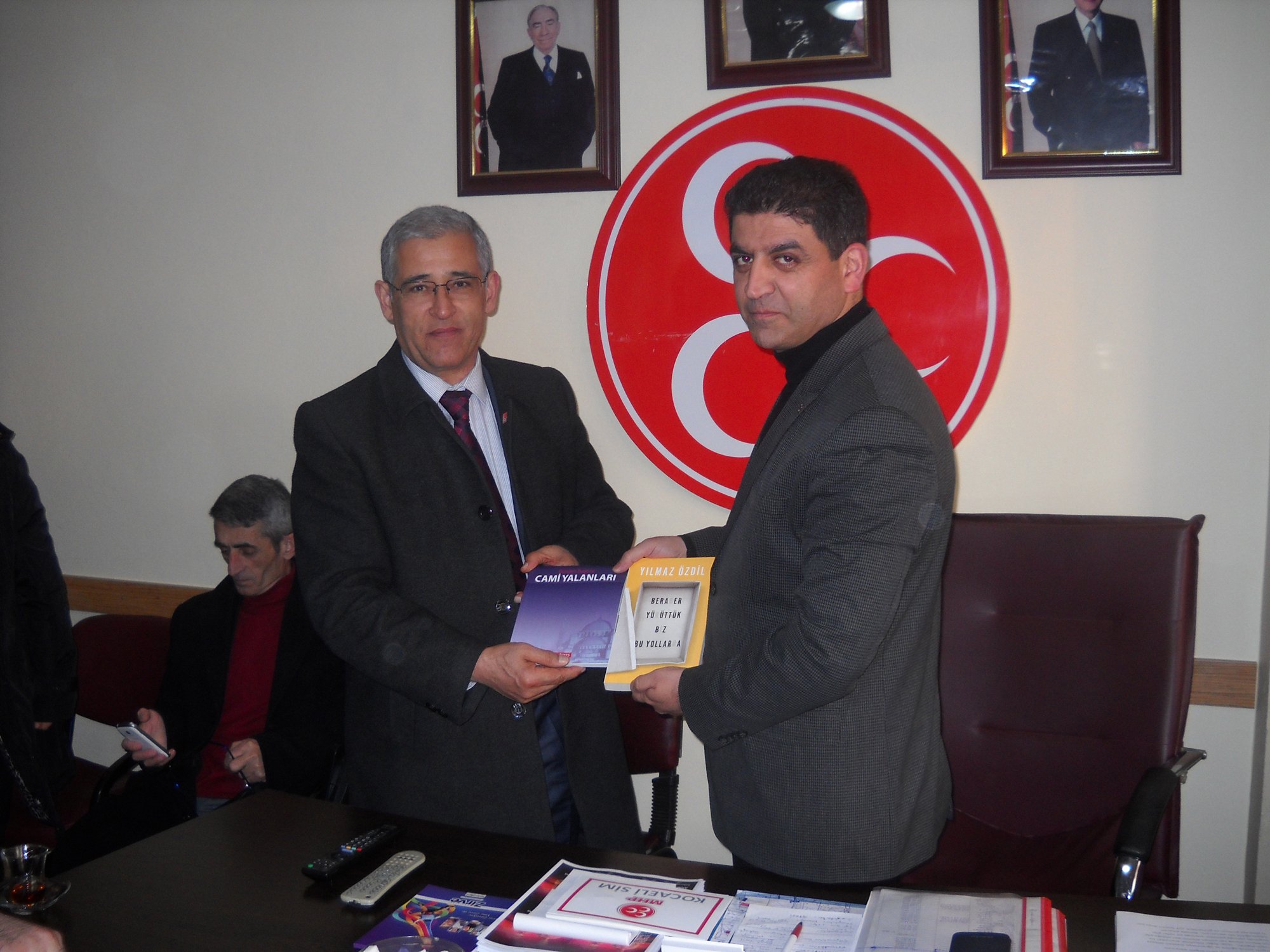 İşte siyaset hep böyle olmalı!