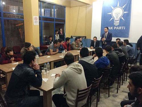 AK Gençlik Darıca tam gaz çalışıyor