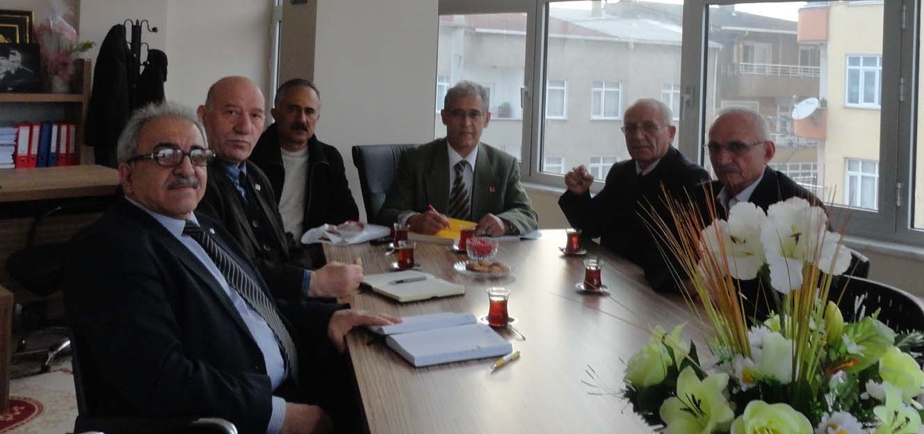 Emeklilerden, CHP Darıca'ya teşekkürlü ziyaret