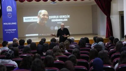 Ahmet Sula’dan Gebzeli Gençlere “Şuurlu Gençlik” Semineri