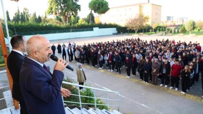 Başkan Büyükgöz Okulları Ziyaret Etti