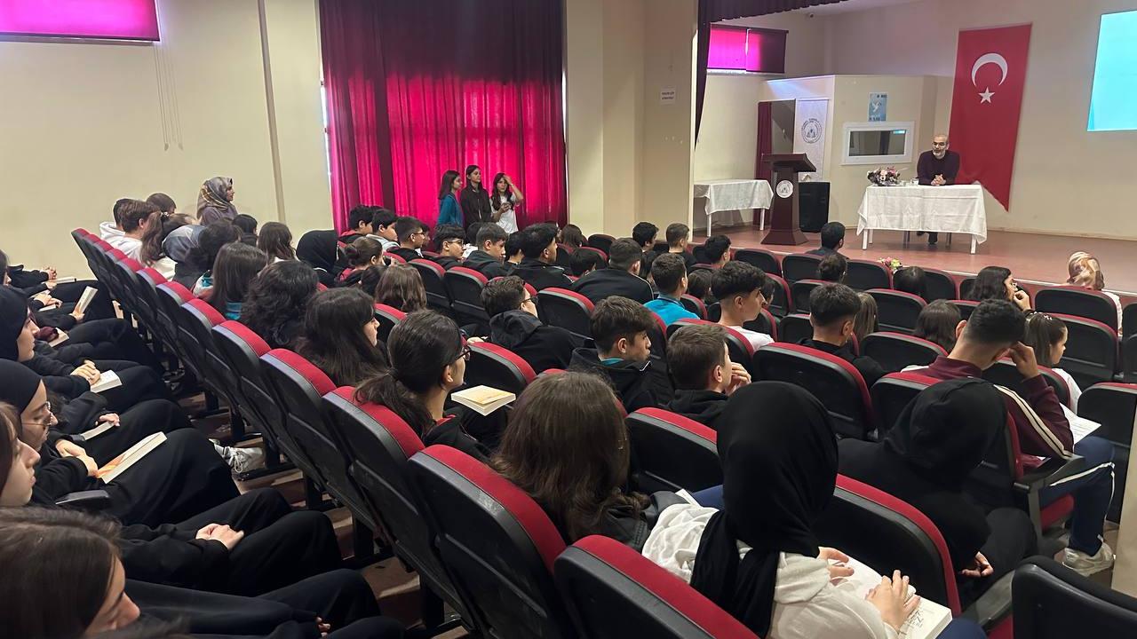 Çayırova Kitap Günleri’nin heyecanı okullarda da yaşanıyor