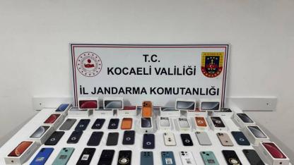 Dilovası’nda 2.5 milyon TL değerinde cep telefonları ele geçirildi!