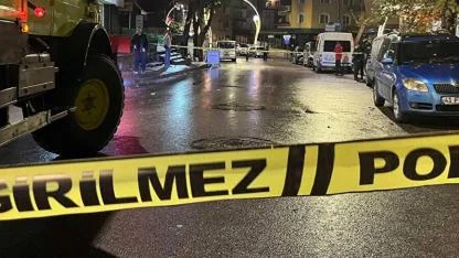 Jiletle çevresindekilere taşkınlık yaptı, tabanca ile öldürüldü