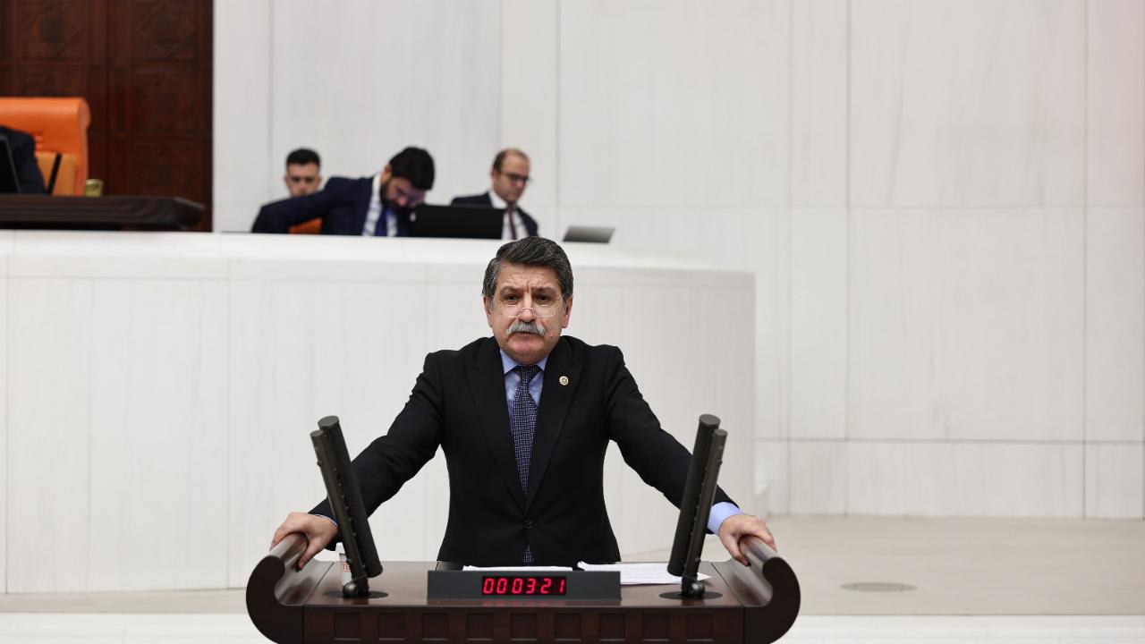 KANKO: “ KOKO, SARI BOMBA, ÇARLİ, ÜLKEYİ YIKMAK İÇİN, GENÇLERİ ZEHİRLİYORLAR!”