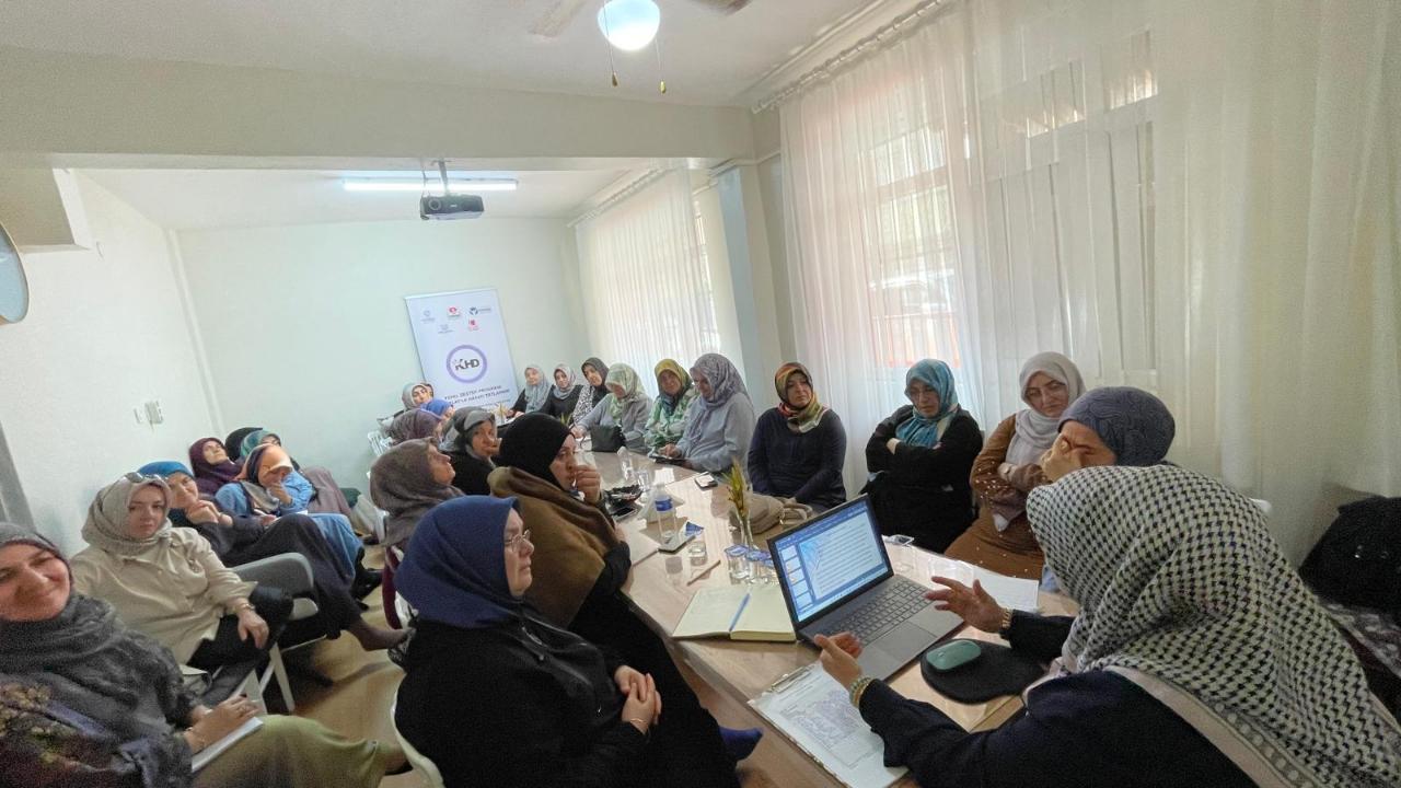 “Kemalat’la Hayatı Tatlandır” Projesi Eğitimlerle Devam Ediyor