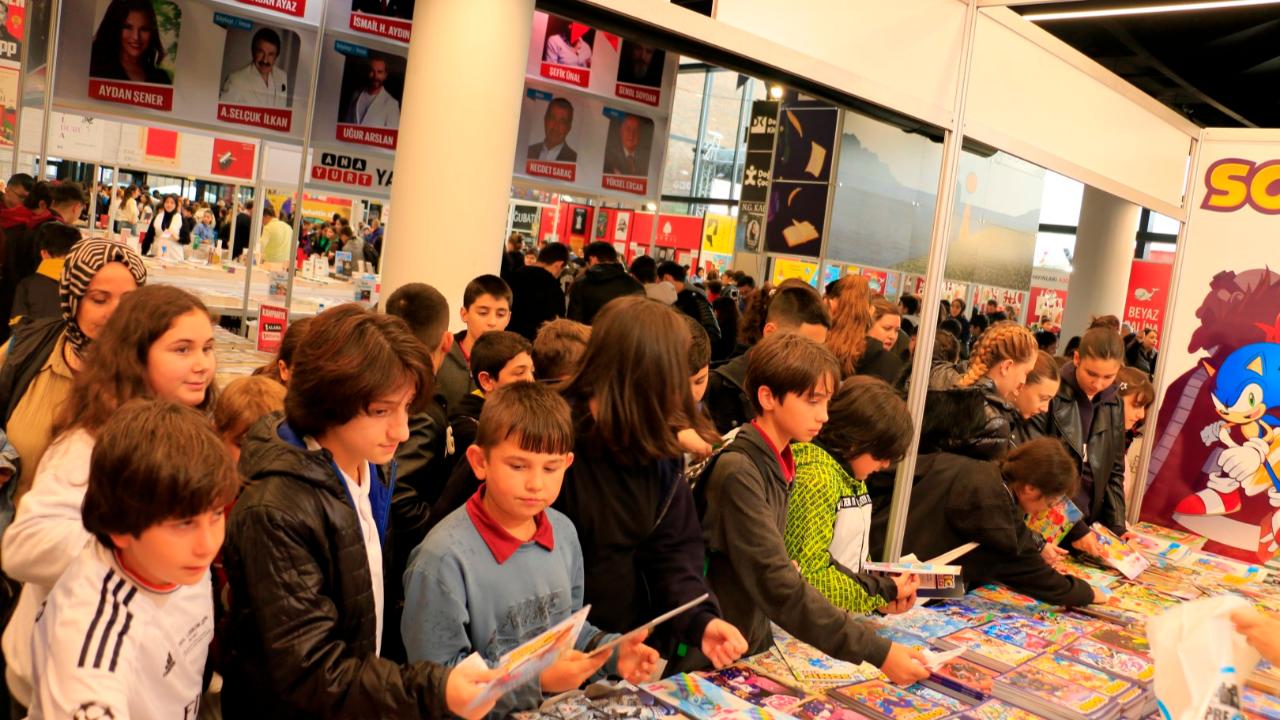 Kitap Fuarı’nda çocukların çizgi roman sevgisi