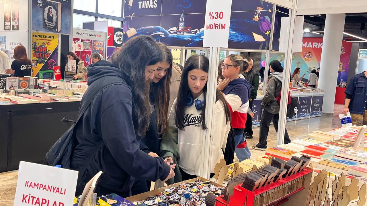 Kocaeli Kitap Fuarı’nda ne ararsan var