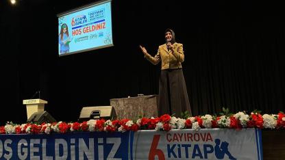 Merve Gülcemal, Çayırovalı okurlarıyla bir araya geldi