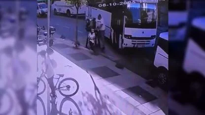 Motokuryeyi tekme tokat döven servis sürücüsü tutuklandı