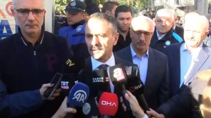 Vali Aktaş, Gebze'de çöken binaya ilişkin açıklamalarda bulundu