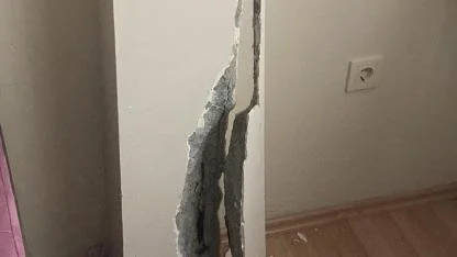 Darıca’da 2 binanın kolonlarında çatlaklar meydana geldi!