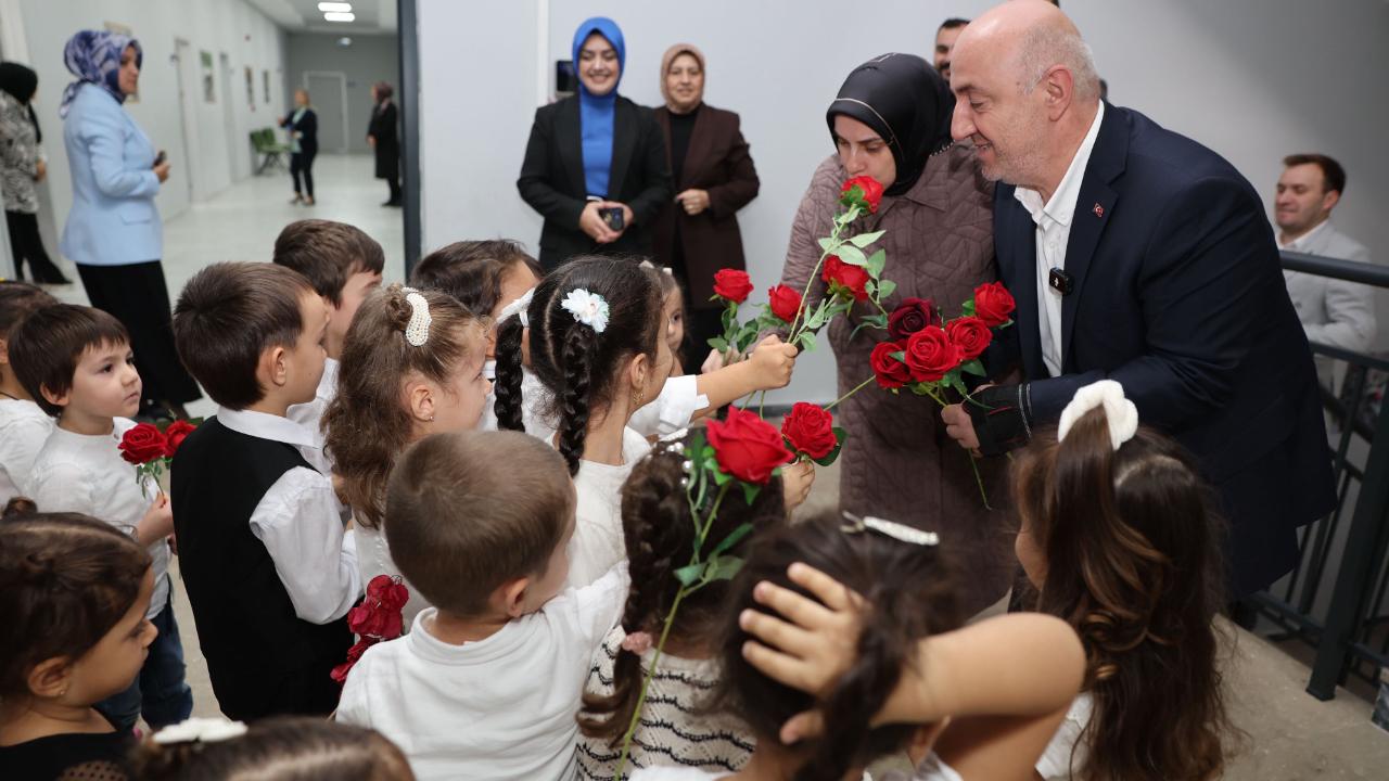 Darıca’da anneler üretiyor, çocuklar eğlenerek öğreniyor