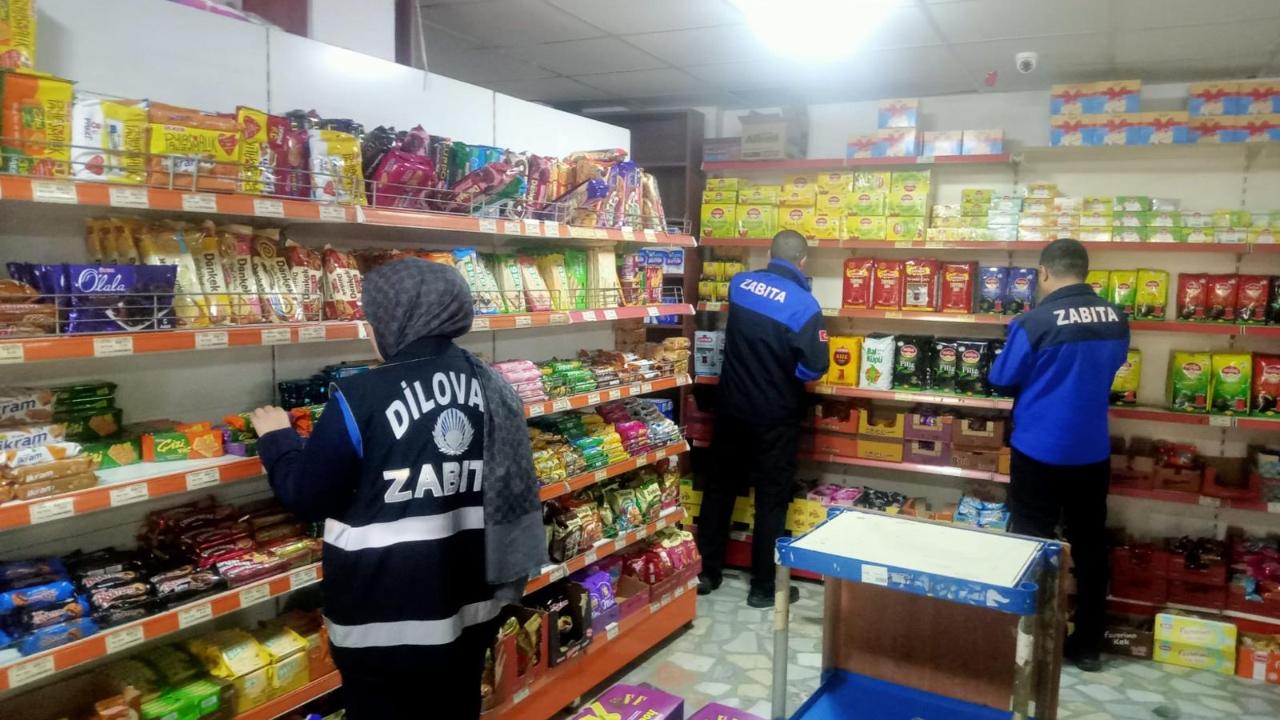 Dilovası Belediyesi Zabıtası&#039;ndan Fiyat ve Tarih Kontrolüne Sıkı Takip