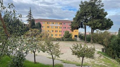 Dışardan getirdikleri makarna salatasını yiyen 15 öğrenci hastanelik oldu