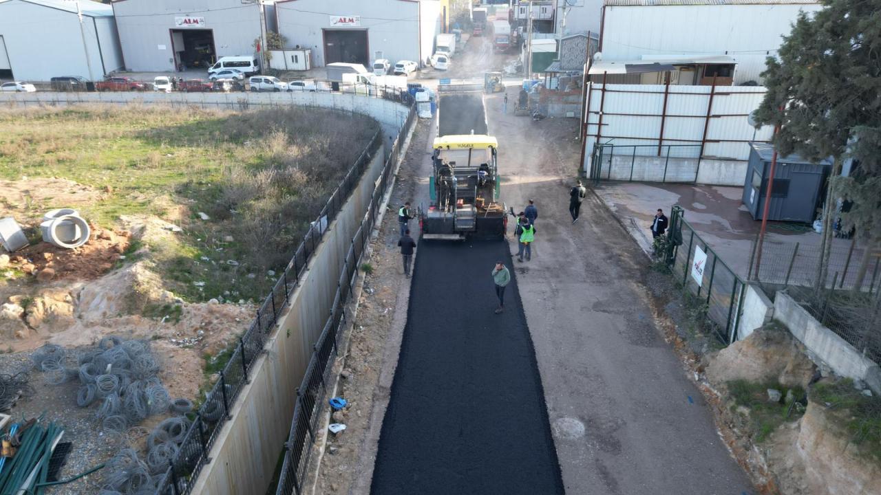 GEBZE’DE ASFALT ÇALIŞMALARI HIZ KESMİYOR