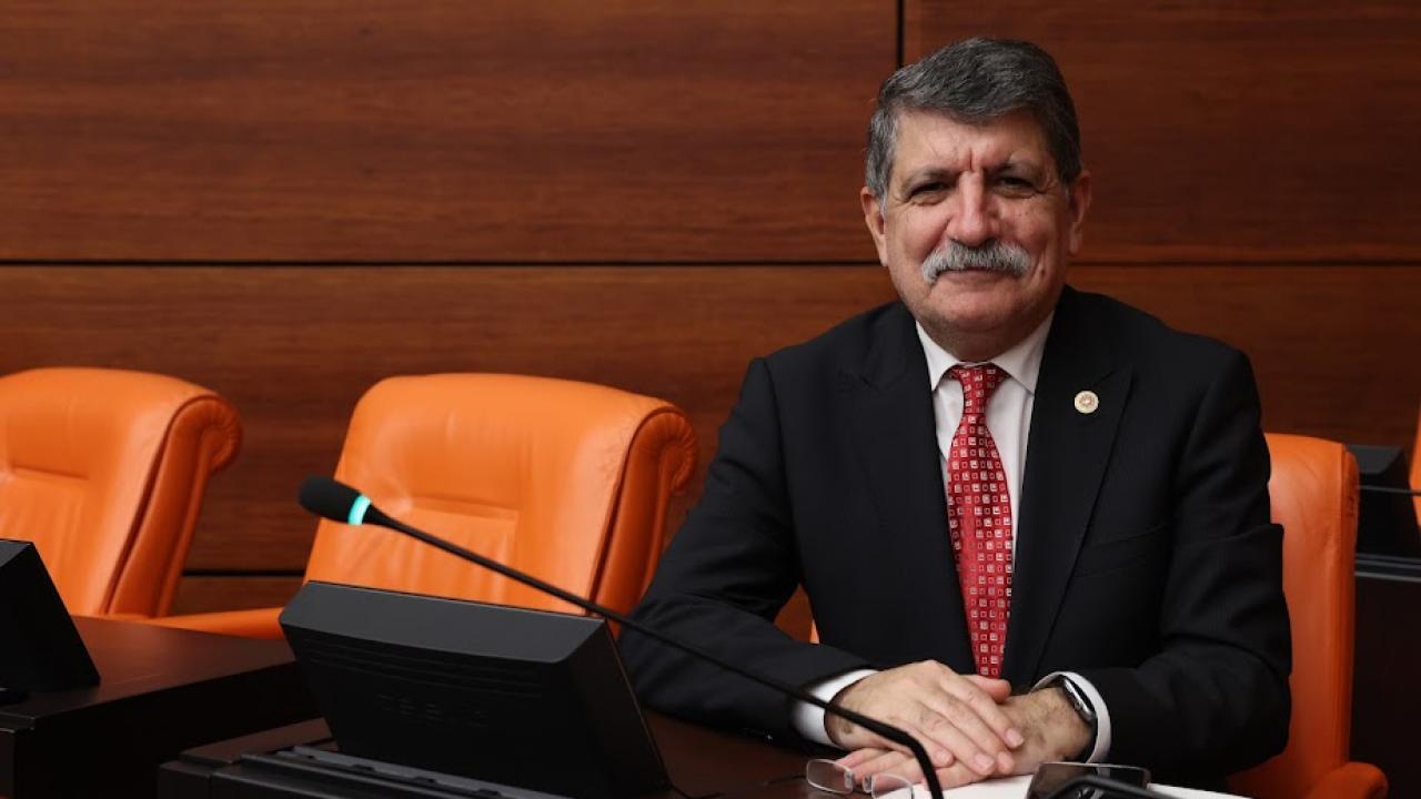 Kanko: “Vatandaş Randevu Bulamıyor, Şirketler Milyarları Topluyor!”