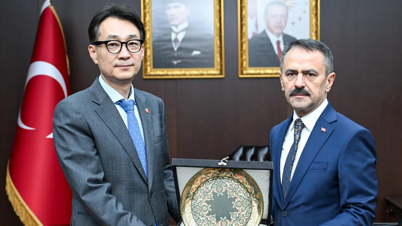 Woo Sung Lee, Vali İlhami Aktaş&#039;ı Ziyaret Etti