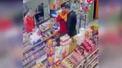 Akaryakıt istasyonu çalışanına kafa atıp, yumruklayan şüpheli gözaltına alındı