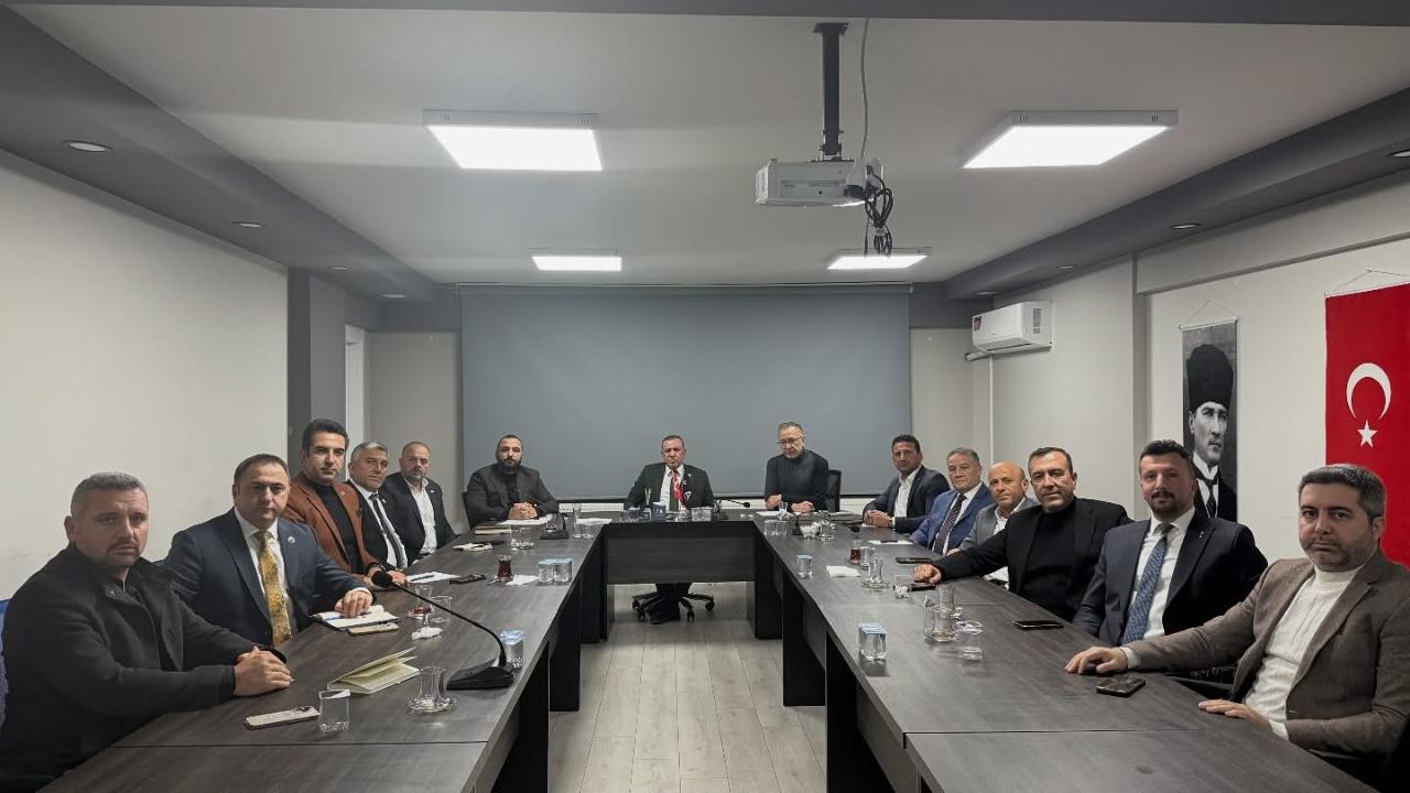 Anahtar Parti Kocaeli’de başkanlar geniş kapsamlı bir toplantı gerçekleştirdi