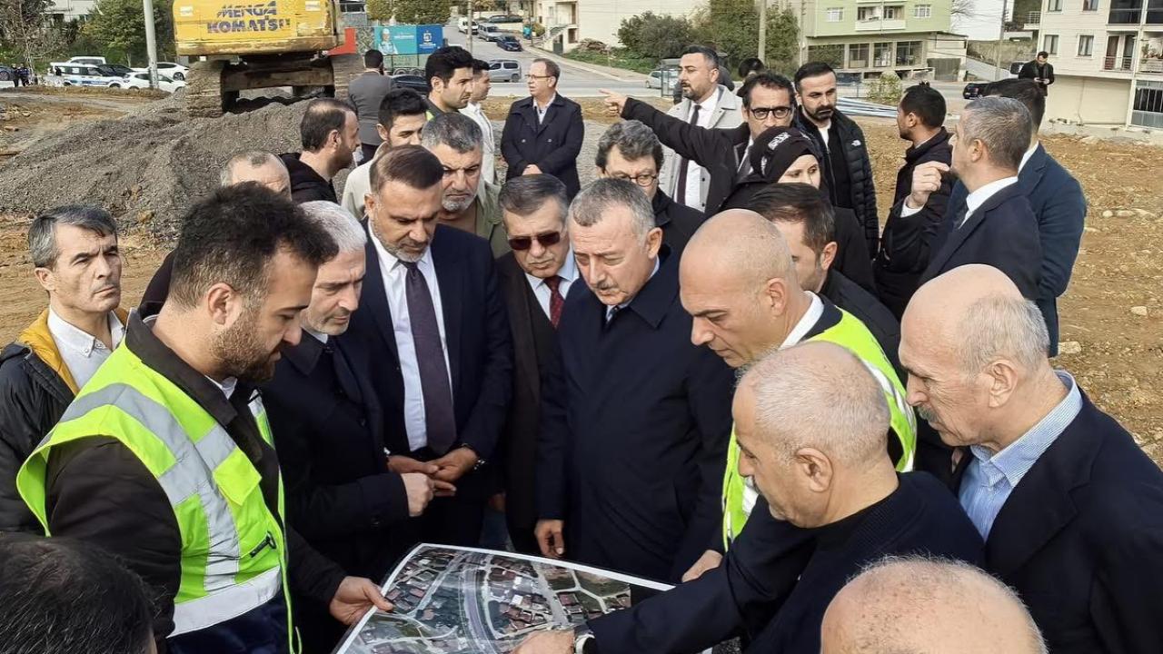 Başkan Büyükakın, Darıca ve Gebze trafiğini rahatlatacak projede incelemelerde bulundu