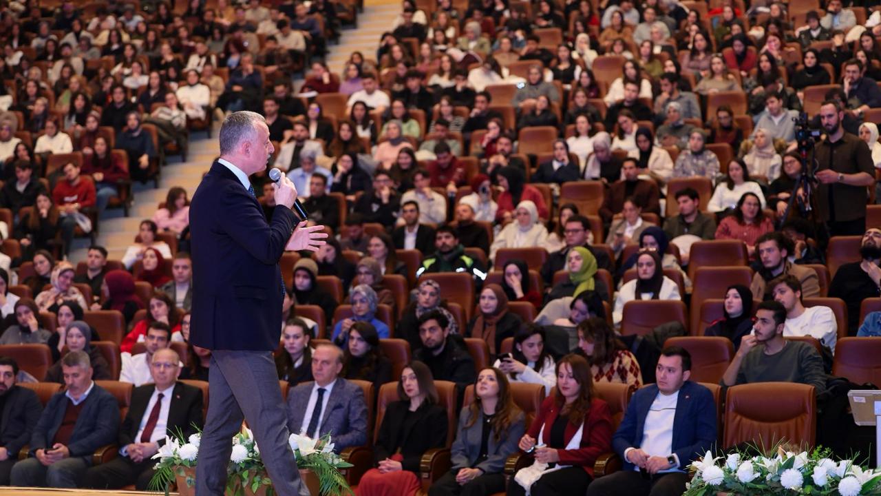 Başkan Büyükakın: “Kocaeli, gençleri ile güçlü”