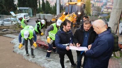 Başkan Büyükgöz Adem Yavuz Mahallesi’nde Üstyapı Çalışmalarını Yerinde İnceledi