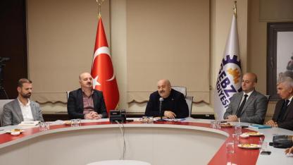 Başkan Büyükgöz, Yıldız Apartmanı Mülk Sahipleriyle Bir Araya Geldi