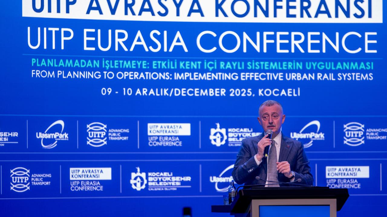 Büyükakın: En doğru ulaşım yöntemi, toplu taşıma sistemi