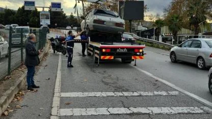 Büyükşehir Zabıtası yolda bırakmadı