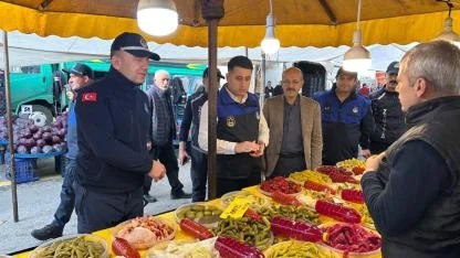 Çayırova Zabıtası, pazar denetimi gerçekleştirdi