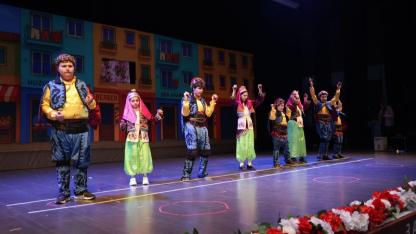 Çayırovalı özel bireyler büyük alkış aldı