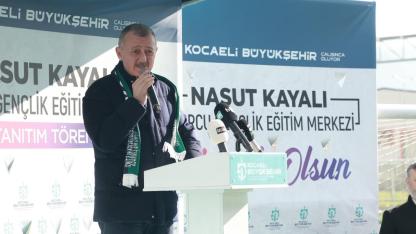 Büyükakın: “Her gün yeni bir eserle kentimizi güzelleştiriyoruz”