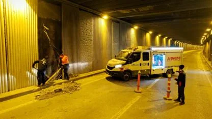 Büyükşehir, Seka Tüneli’ndeki panelleri yeniledi