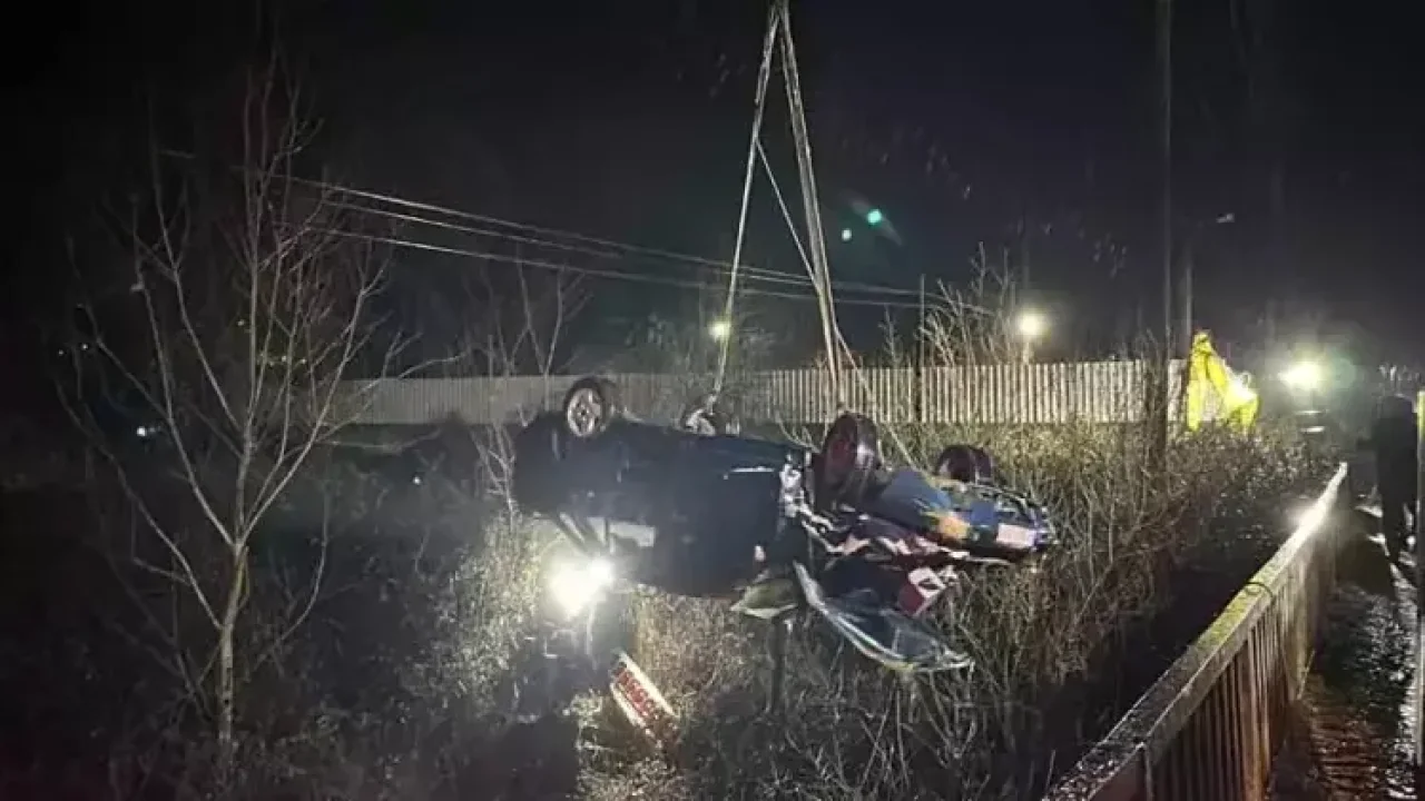 Çaya düşen otomobildeki baba ve oğlu hayatını kaybetti